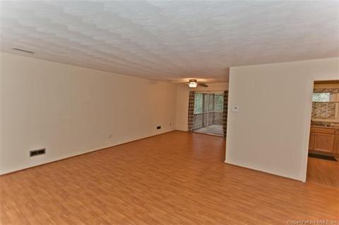 139 Patrick Henry Dr, Williamsburg, VA 23185 photo 11