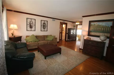 702 Mosby Dr, Williamsburg, VA 23185 photo 4