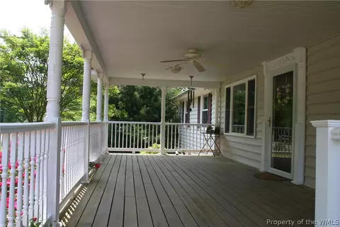 702 Mosby Dr, Williamsburg, VA 23185 photo 3