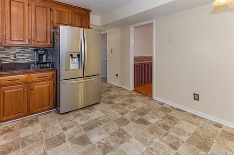 9 Poulas Ct, Hampton, VA 23669 photo 13