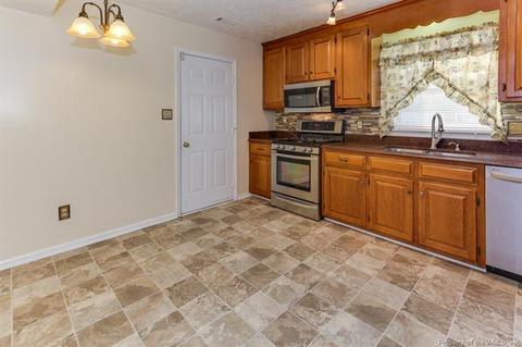 9 Poulas Ct, Hampton, VA 23669 photo 14