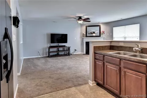 7230 Vaden Dr, Gloucester, VA 23061 photo 15
