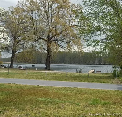 624 Riverside Dr, Lanexa, VA 23089 photo 31