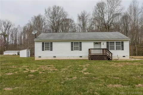 4395 Lockmorr Ln, Gloucester, VA 23061 photo 2