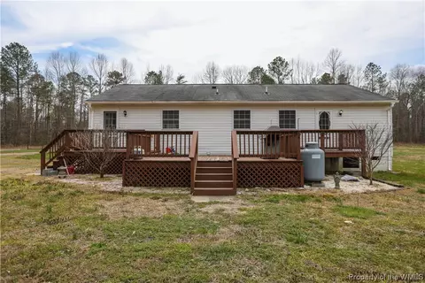 4395 Lockmorr Ln, Gloucester, VA 23061 photo 18