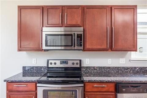 12 Bruins Way, Hampton, VA 23666 photo 16