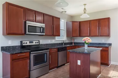 12 Bruins Way, Hampton, VA 23666 photo 18