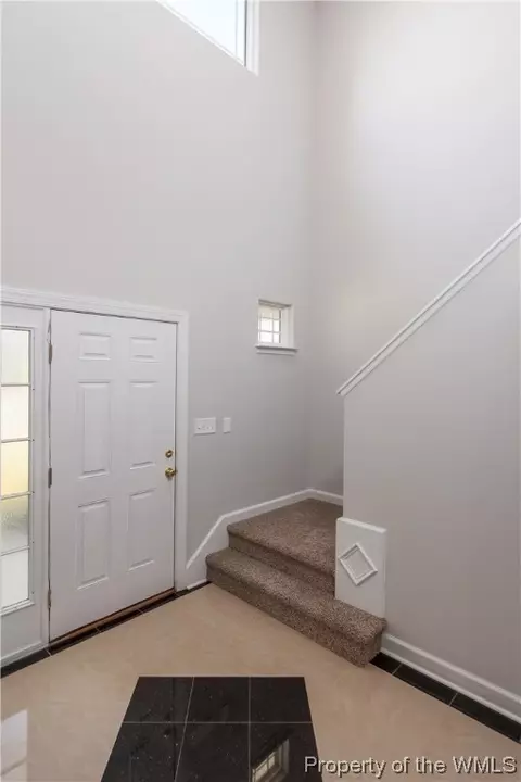 12 Bruins Way, Hampton, VA 23666 photo 3