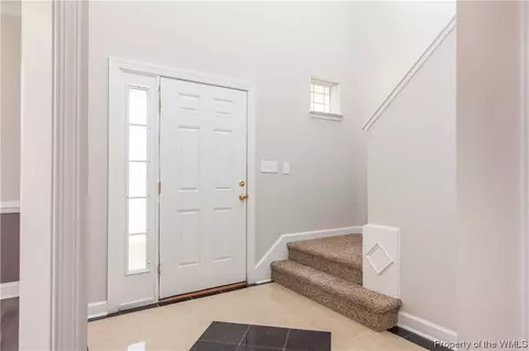 12 Bruins Way, Hampton, VA 23666 photo 4