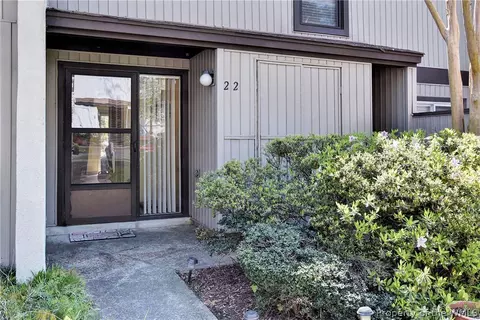22 Spring W, Williamsburg, VA 23188 photo 2