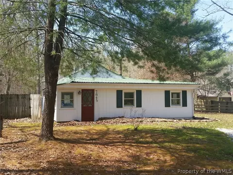 7645 Beechwood Dr, Lanexa, VA 23089 photo 1