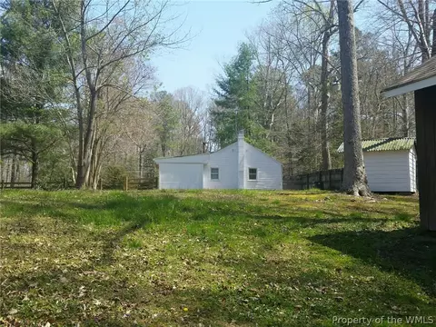 7645 Beechwood Dr, Lanexa, VA 23089 photo 3
