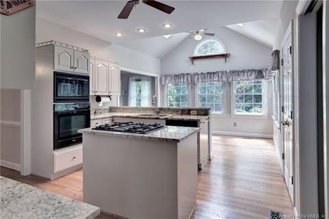 131 Blackheath, Williamsburg, VA 23188 photo 4