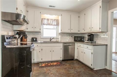 403 Watson Dr, Smithfield, VA 23430 photo 10