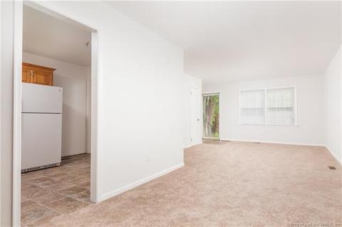 298 Hughes Ln, Hampton, VA 23663 photo 11