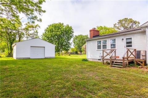 298 Hughes Ln, Hampton, VA 23663 photo 3