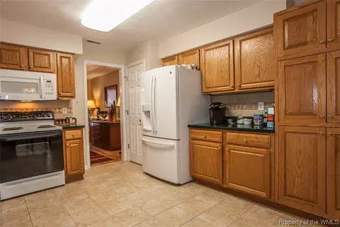 127 Baker Farm Rd, Hampton, VA 23666 photo 11