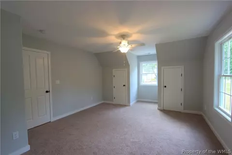 6386 Meadow Dr, Gloucester, VA 23061 photo 17