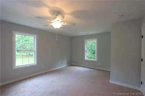 6386 Meadow Dr, Gloucester, VA 23061 photo 16