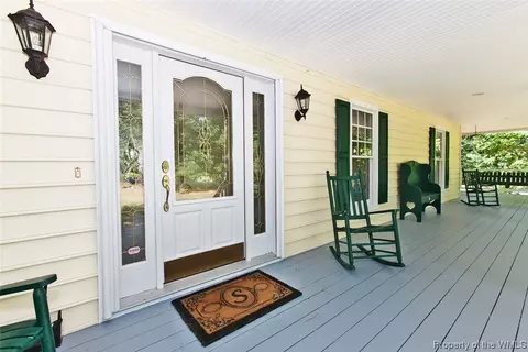 751 Colony Trl, Lanexa, VA 23089 photo 6