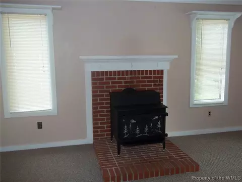 206 Roberta Dr, Hampton, VA 23666 photo 12