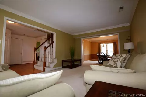 2 Tabitha Cir, Hampton, VA 23666 photo 5