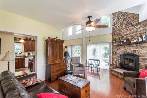 14750 Stage Rd, Lanexa, VA 23089 photo 3