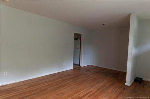 343 Cabot Dr, Hampton, VA 23669 photo 6