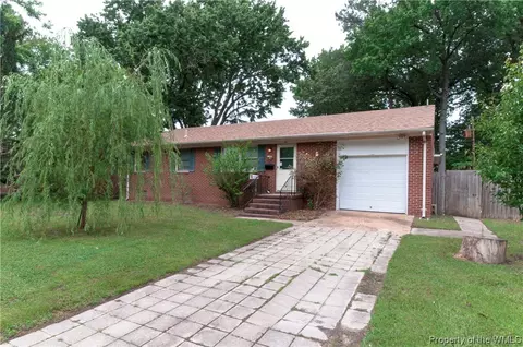 343 Cabot Dr, Hampton, VA 23669 photo 3