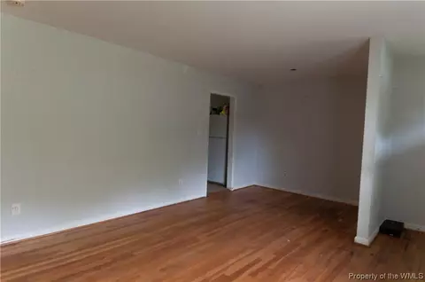343 Cabot Dr, Hampton, VA 23669 photo 6
