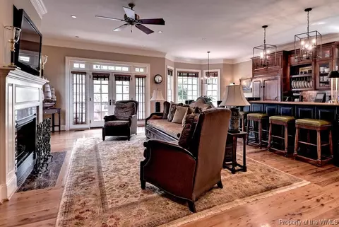 205 Harrison Ave, Williamsburg, VA 23185 photo 2