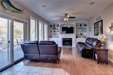 6961 Bray Rd, Hayes, VA 23072 photo 18