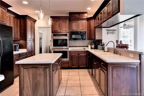 6961 Bray Rd, Hayes, VA 23072 photo 14