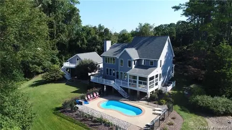 6961 Bray Rd, Hayes, VA 23072 photo 48
