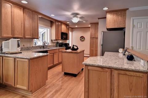 133 Berkeley Ln, Williamsburg, VA 23185 photo 6