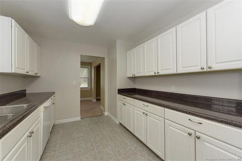 426 Hampton Roads Ave, Hampton, VA 23661 photo 15