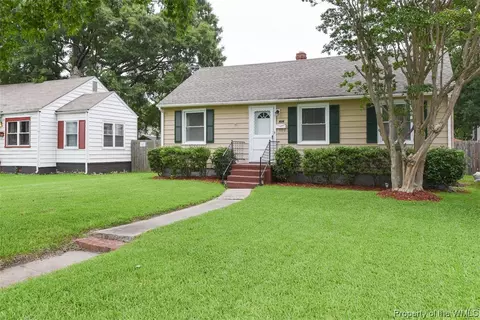 426 Hampton Roads Ave, Hampton, VA 23661 photo 1