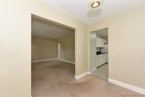 426 Hampton Roads Ave, Hampton, VA 23661 photo 10
