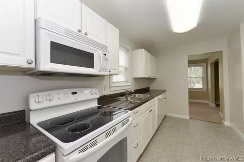 426 Hampton Roads Ave, Hampton, VA 23661 photo 5