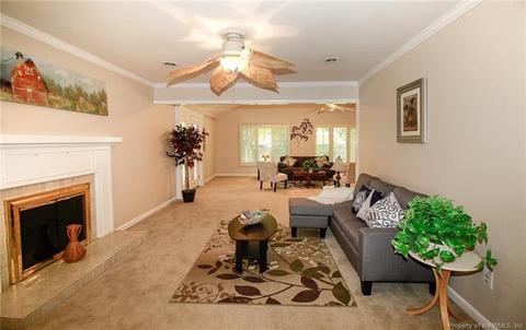 78 Tide Mill Ln, Hampton, VA 23666 photo 3