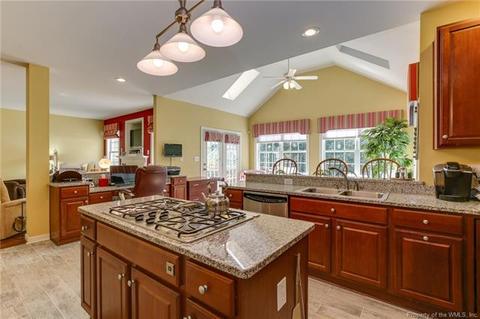 264 Patricks Xing, Williamsburg, VA 23185 photo 17