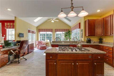264 Patricks Xing, Williamsburg, VA 23185 photo 16