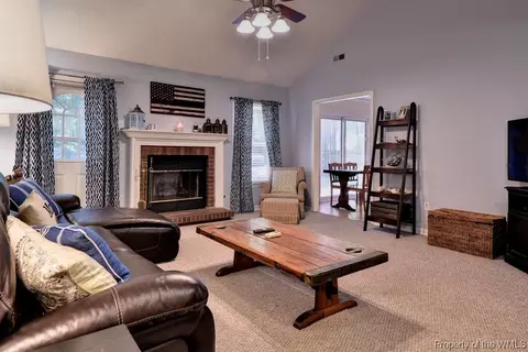 5352 Merganser Cir, Gloucester, VA 23061 photo 5