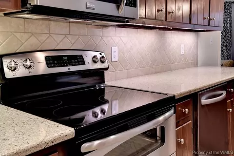 5352 Merganser Cir, Gloucester, VA 23061 photo 13