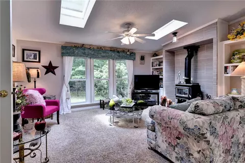 978 Reed Dr, Urbanna, VA 23175 photo 9