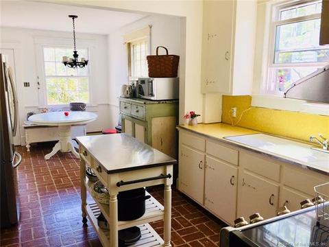 59 Linden Ave, Hampton, VA 23669 photo 3