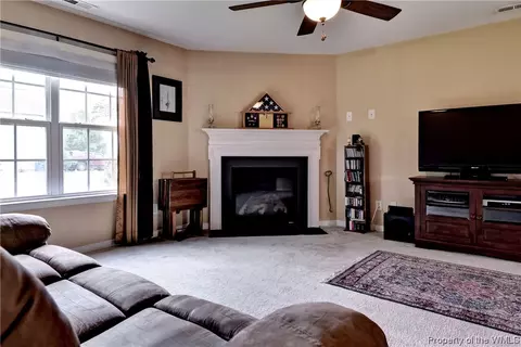 7209 Vaden Dr, Gloucester, VA 23061 photo 7