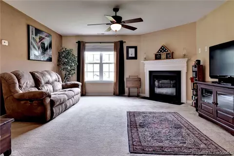 7209 Vaden Dr, Gloucester, VA 23061 photo 6