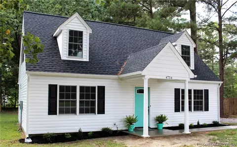 4754 Hickory Fork Rd, Gloucester, VA 23061 photo 2