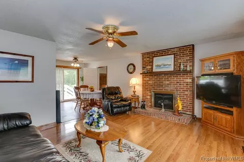 6394 T C Walker Rd, Gloucester, VA 23061 photo 6
